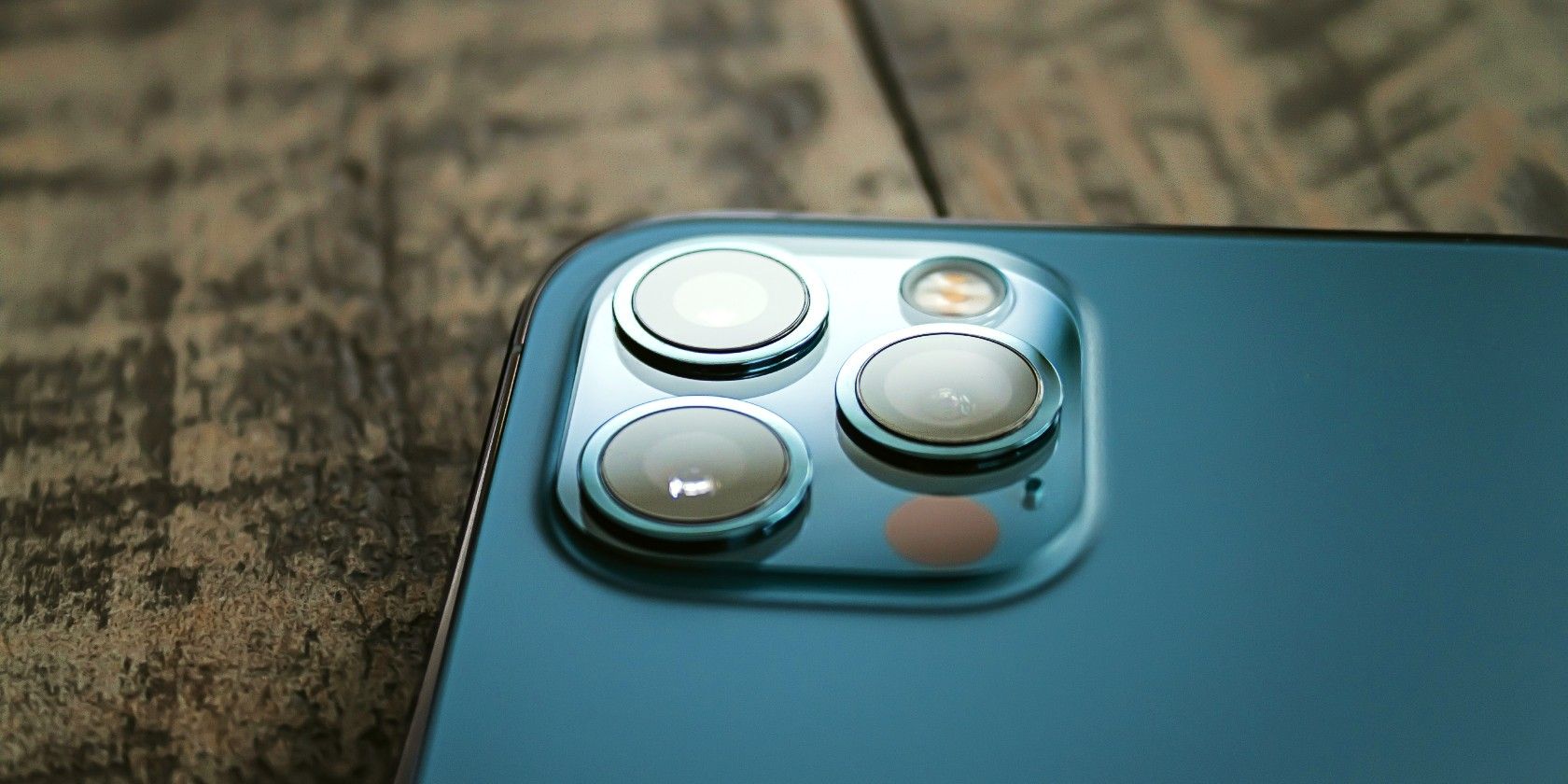 iphone-12-pro-camera-tof-lidar-feature